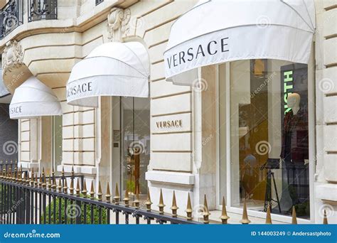 maison de versace frankreich|store Versace france.